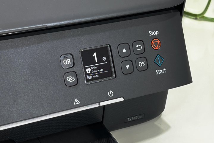 Bảng điều khiển của Canon Pixma TS6420a rất dễ hiểu.