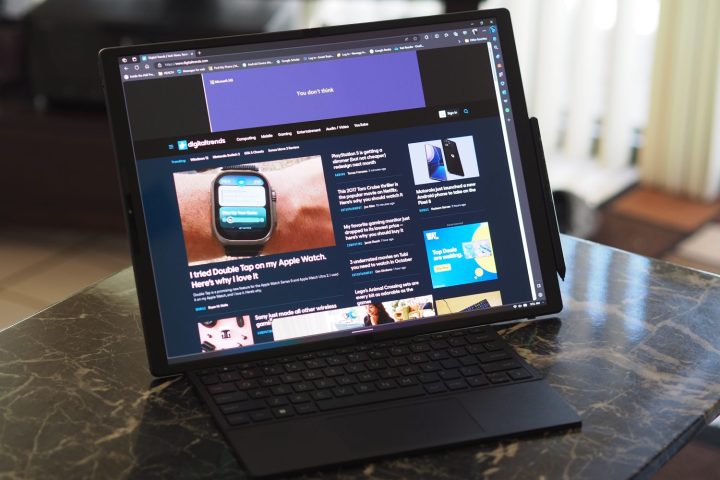 HP Spectre Foldable PC front view showing desktop mode.
