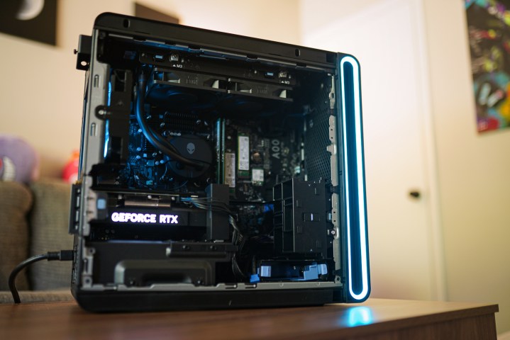 The Alienware Aurora R16 with the side panel removed.